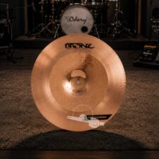 Prato China Bronz Projection 16" Odery Em Bronze B10 Com Ataque Explosivo